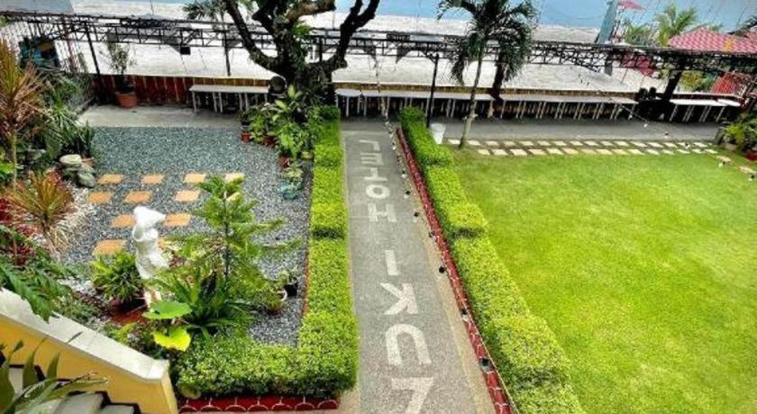 Suzuki Beach Hotel Olongapo Exterior photo