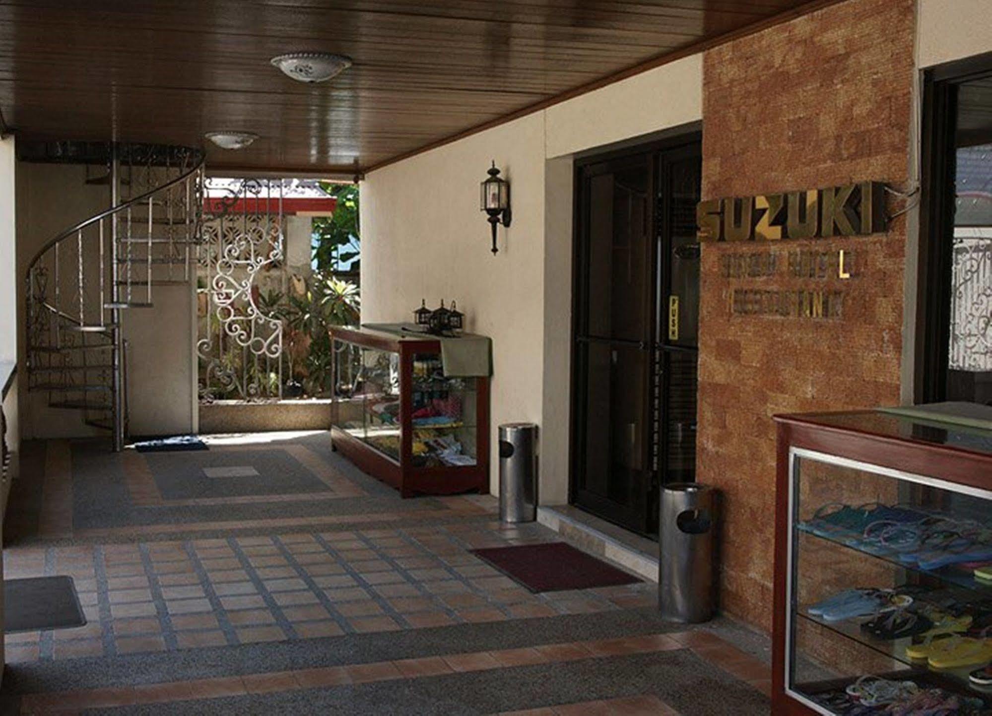Suzuki Beach Hotel Olongapo Exterior photo